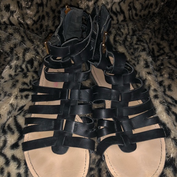 Sandals - Picture 2 of 3